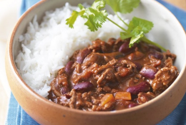 chili con carne, a lovely spicy dish with minced beef, chillies, and kidney beans