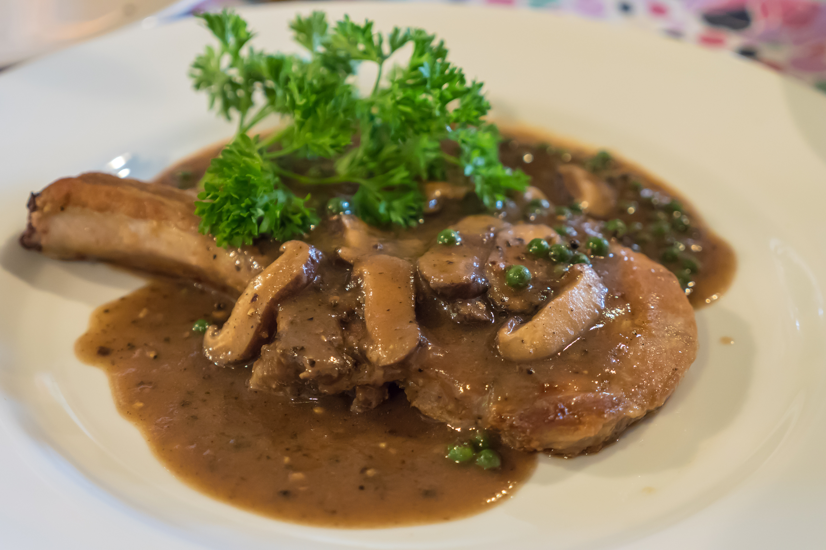 Pork-Chops-in-Mushroom-Sauce